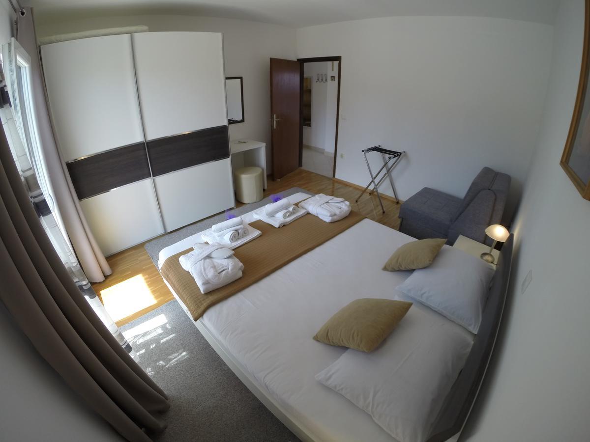 Apartment A. Zizic Slatine Bagian luar foto