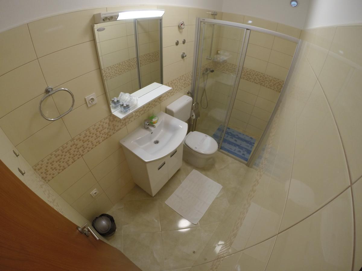 Apartment A. Zizic Slatine Bagian luar foto